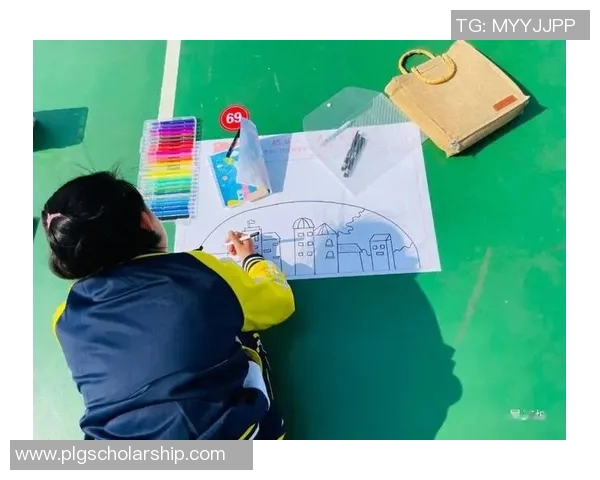 足球明星卡通画涂色乐趣无限让孩子们尽情发挥创意与想象力